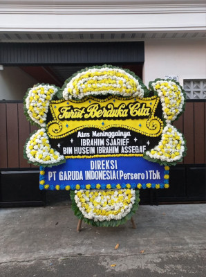 Papan Bunga Duka di Sendangrejo